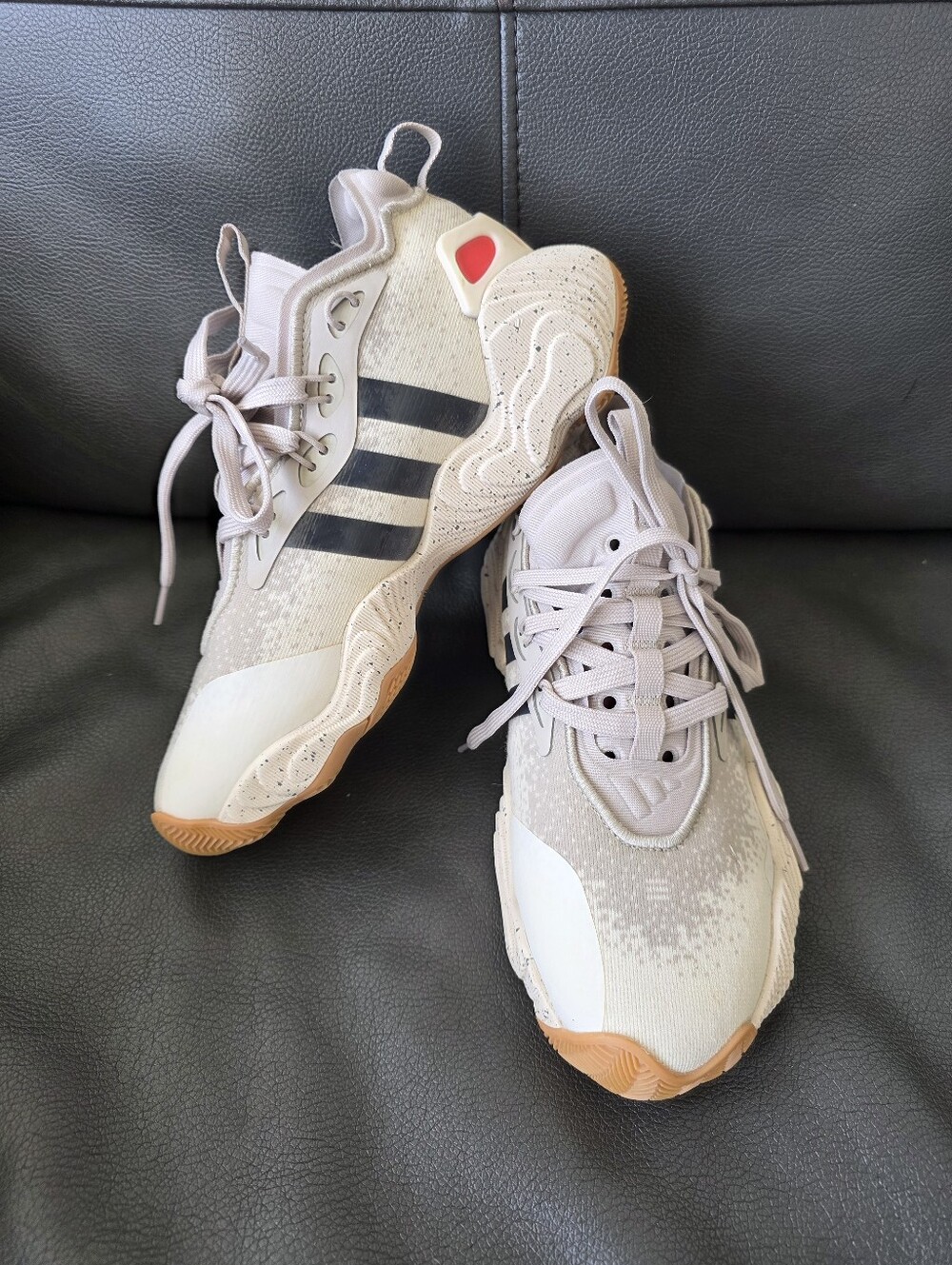 adidas trae young tennis shoes sneakers size 4.5